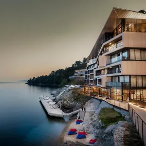***** Hotel Boutique & Design Navis Chorvatsko