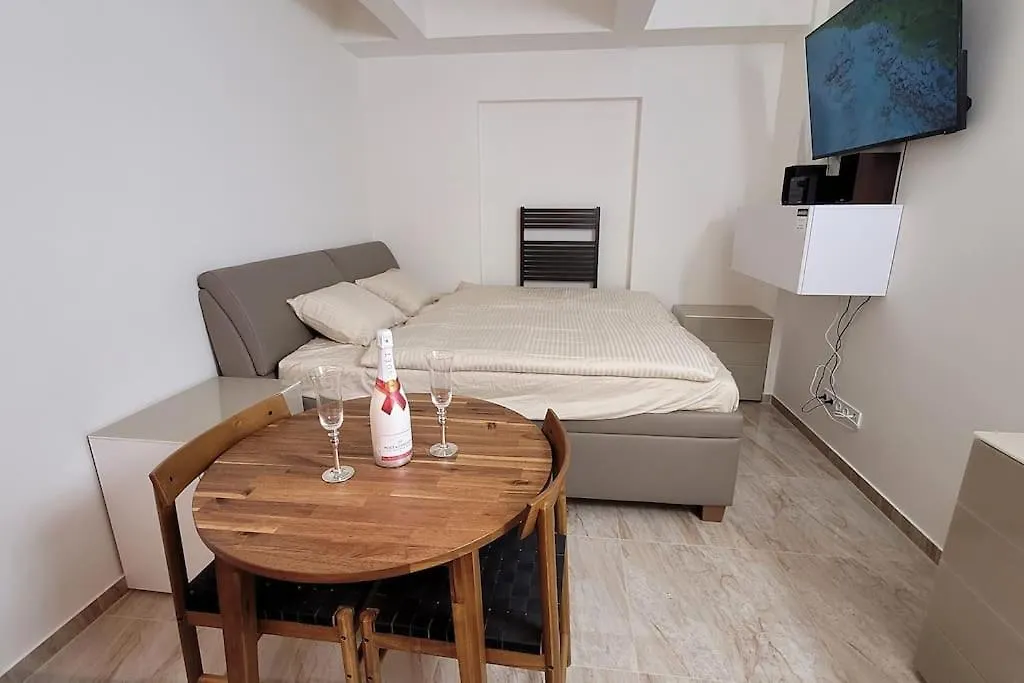Appartement Luxusni Apartman Nedaleko Centra Praag
